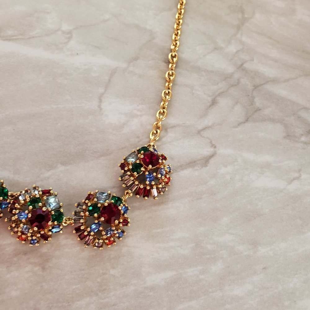 ✨ Talbots Blue Green Red Rhinestones Crystals Statement Necklace ✨ - Picture 5 of 15